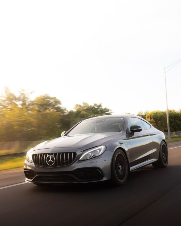 AMG Style Front Grille - Mercedes Benz W205 C-Class - Image 2