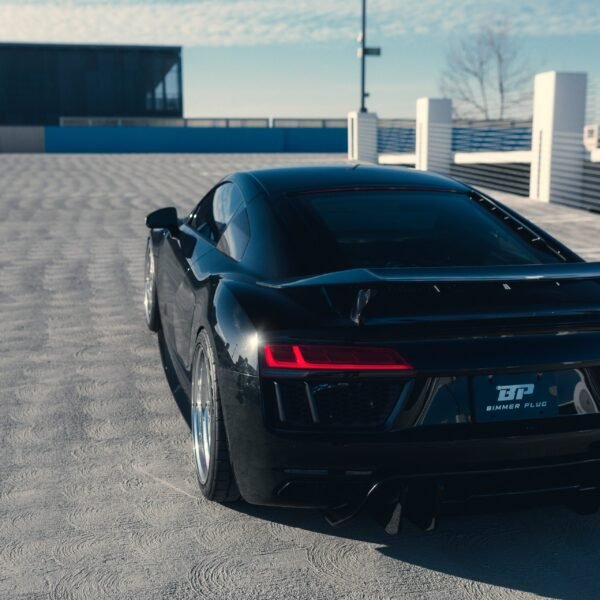Performance Style Carbon Fiber Side Skirt - Audi R8 V10 Gen2 - Image 6