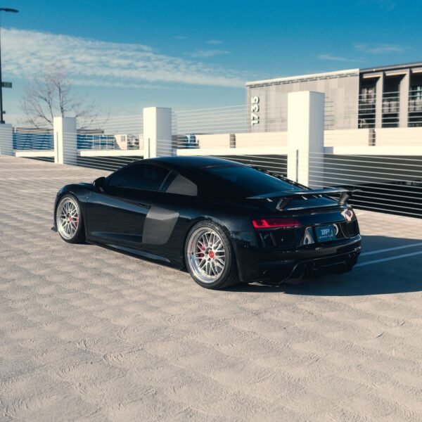 V Style Carbon Fiber Rear Diffuser - Audi R8 V10 Gen 2 - Image 4